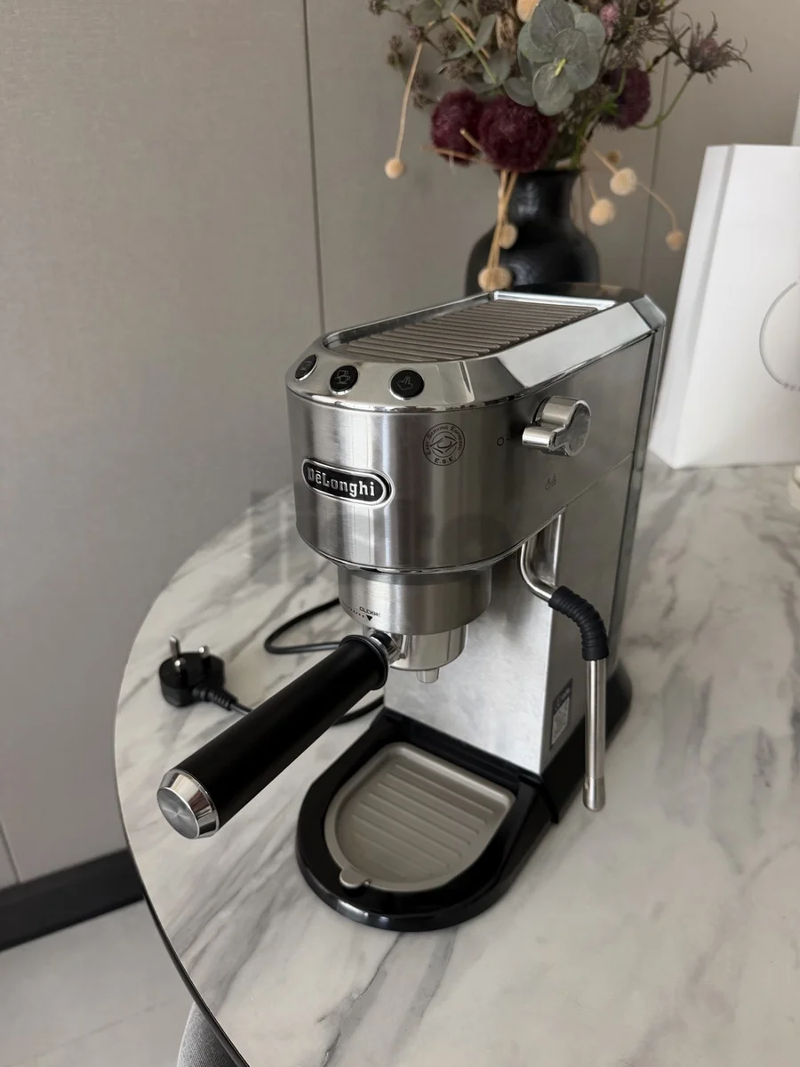 DeLonghi Coffee Machine