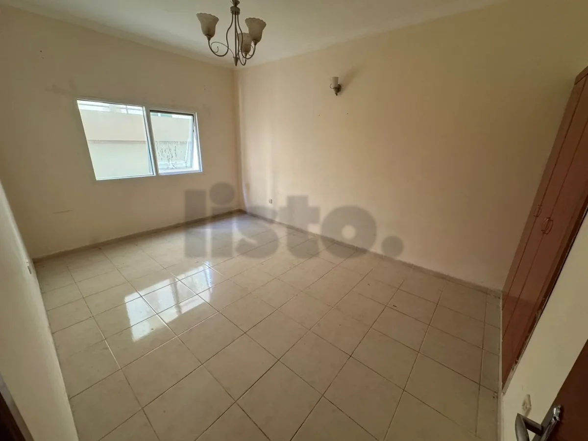 Two rooms, hall, with a view of Qasimia, AC, free parking with cabinets, near Crystal Plaza