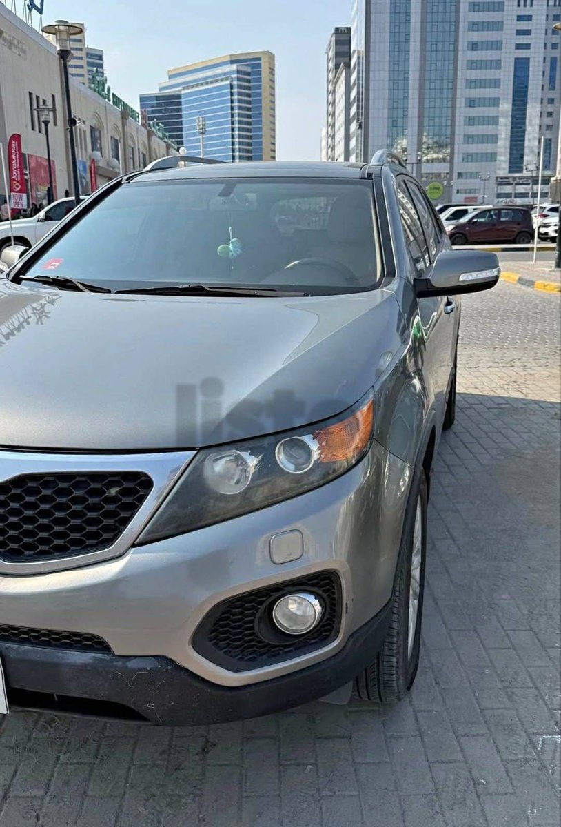 Kia Sorento AWD for Sale - Excellent Condition and Family Ready