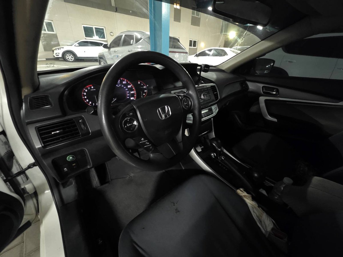 Honda accord coupe v4 2015