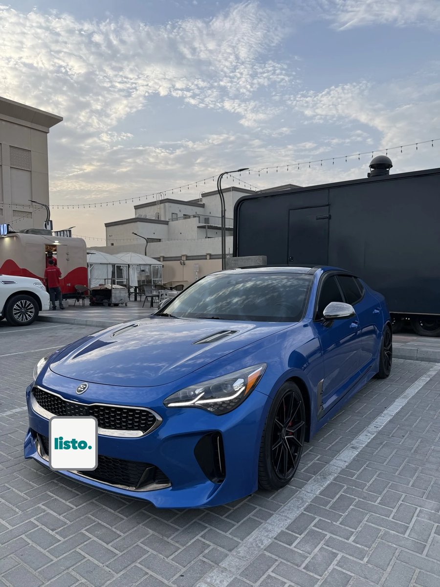 Kia stinger 2019 3.3L twin turbo V6 - super clean car