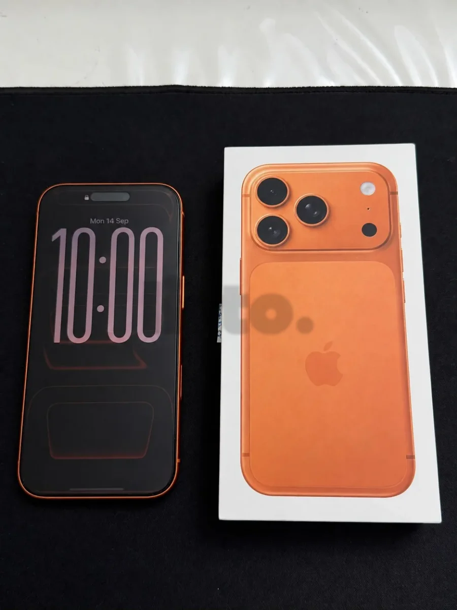 MASSIVE LIMITED-TIME OFFER – iPhone 17 Pro | AppleCare+
