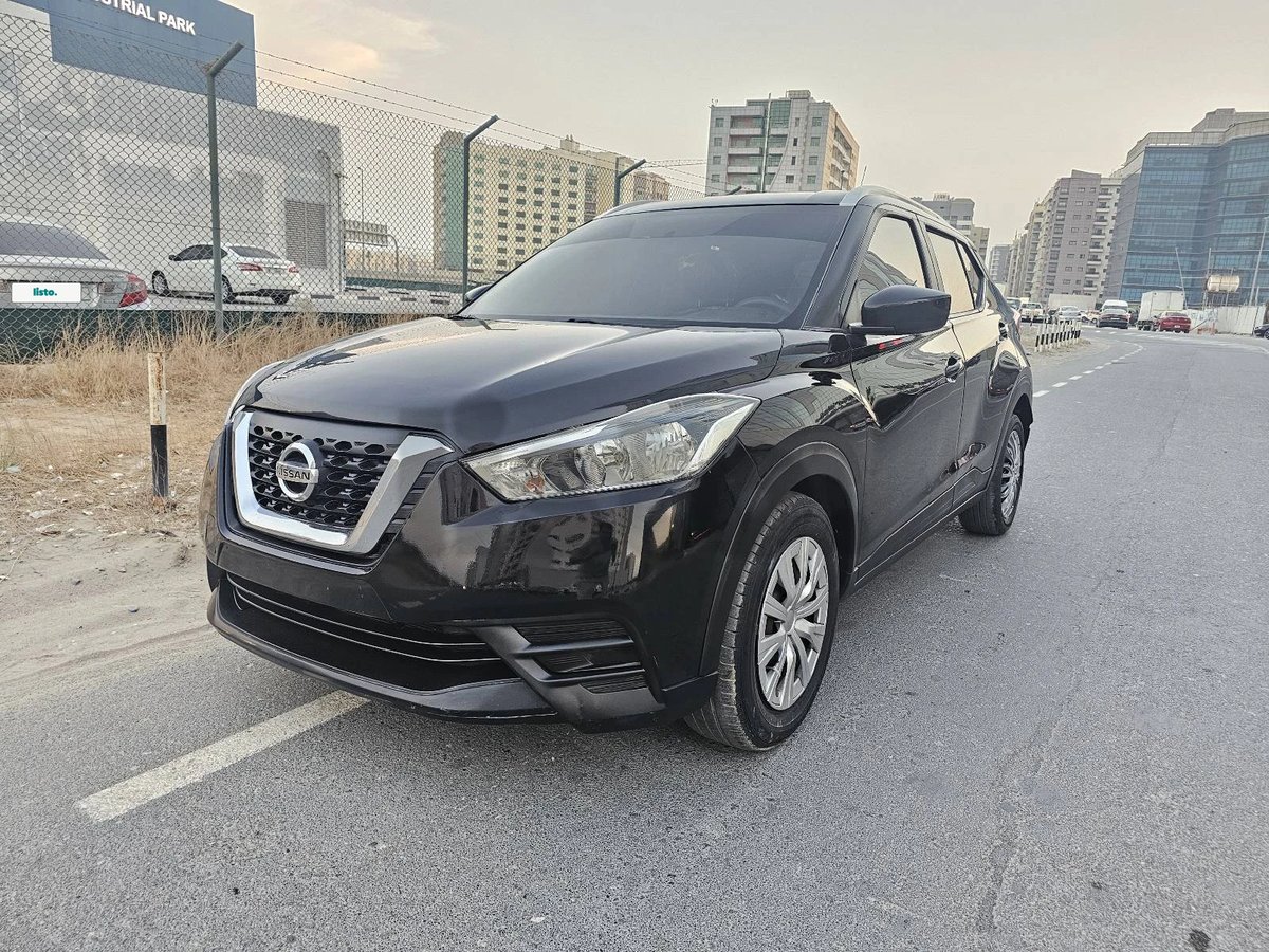 Black Nissan Kicks SUV - Excellent Condition, Low Mileage