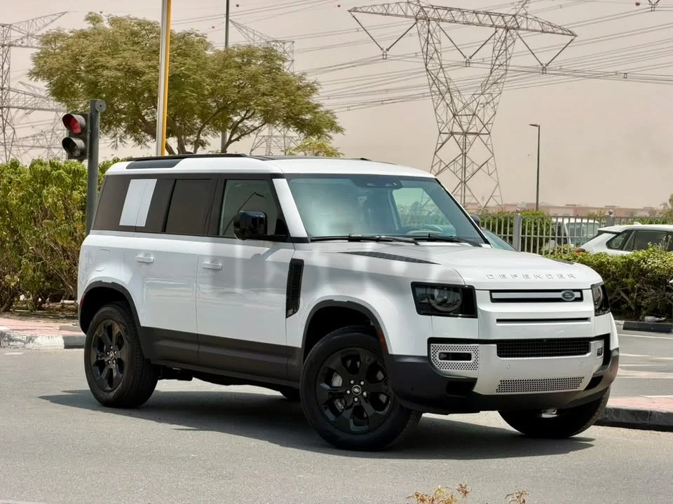 2025 Brand New Land Rover Defender 110 Immaculate Tan Leather Interior