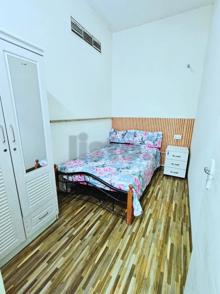 Family partition available in England Cluster International City Dubai