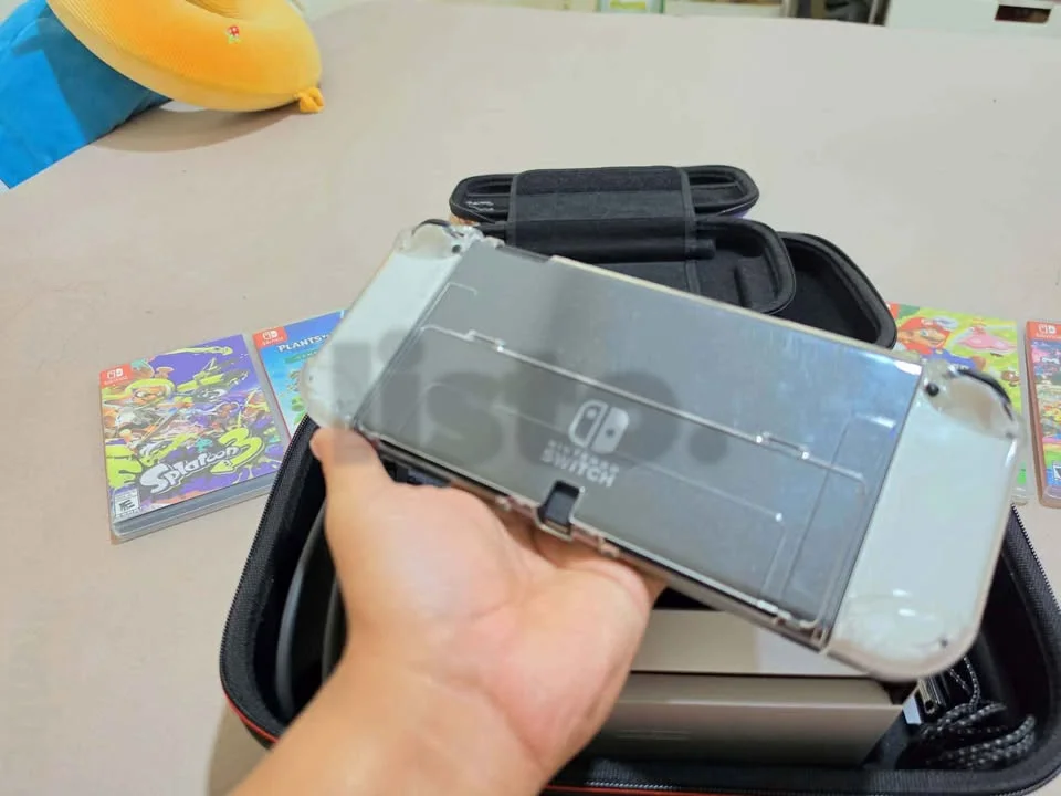 Nintendo Switch OLED Console + Games - Excellent Condition