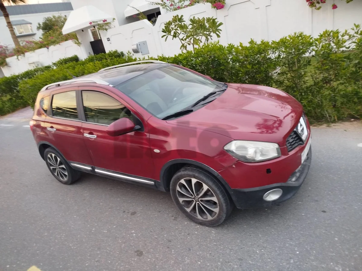 Nissan Qashqai 2013 full option G.C.C.