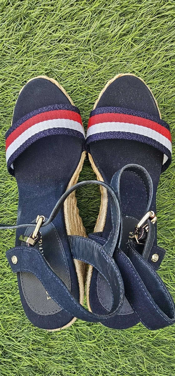 Tommy Hilfiger Women's Striped Wedge Sandals - Excellent Condition