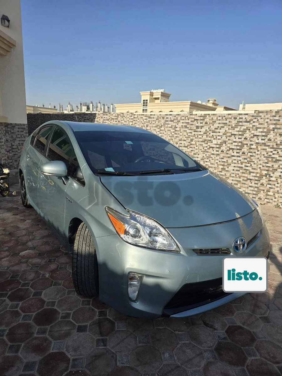Toyota prius hybrid 2015