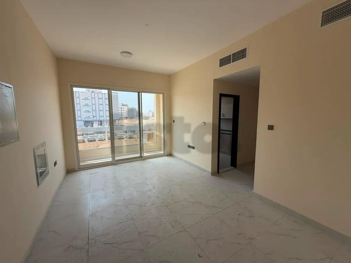 1BHK, first resident, for annual rent in Al Jurf 3 – new building and built-in wardrobes