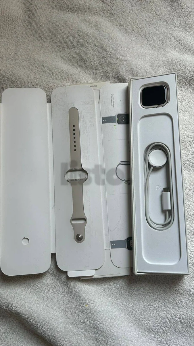 Apple Watch - Excellent Condition with Original Box & Charge