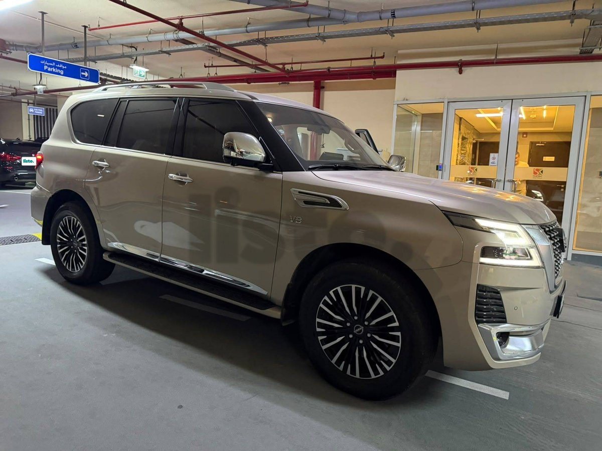 Nissan Patrol 5.6L LE Platinum 2023, 1st Owner