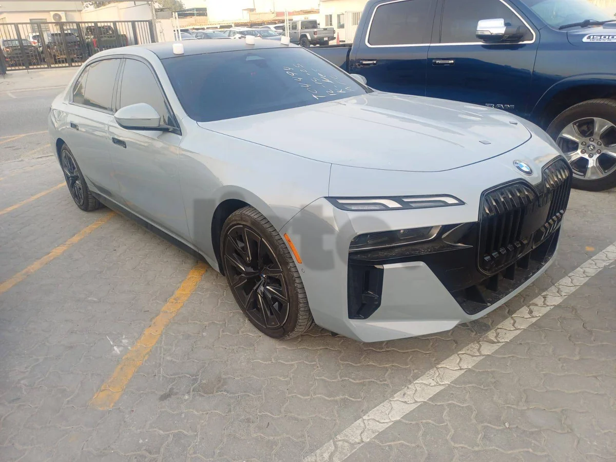 Luxury BMW 7 Series (G70) for Sale - Modern Design, Premium Comfort