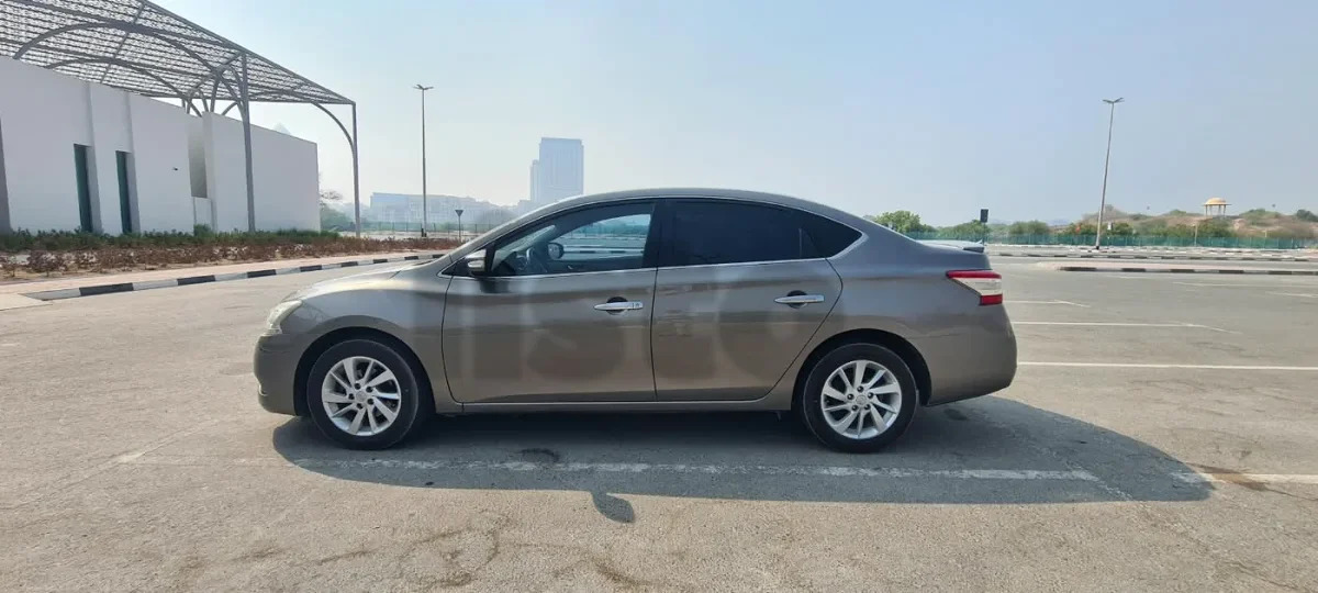 Nissan Sentra 1.6 SV 2014, GCC. Cash or installment