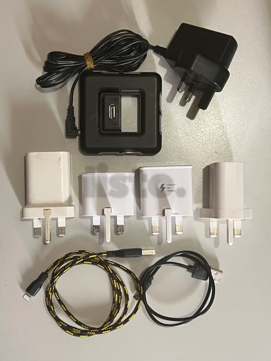 Charging Adapter I USB Hub I Cable
