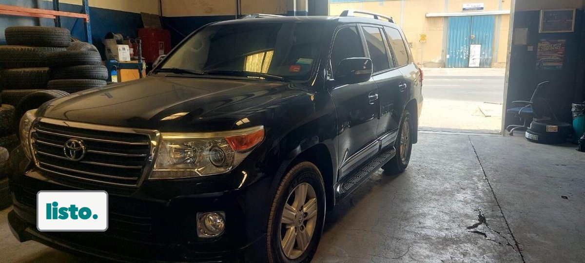 Toyota Land Cruiser - Excellent Condition, Dubai Plate