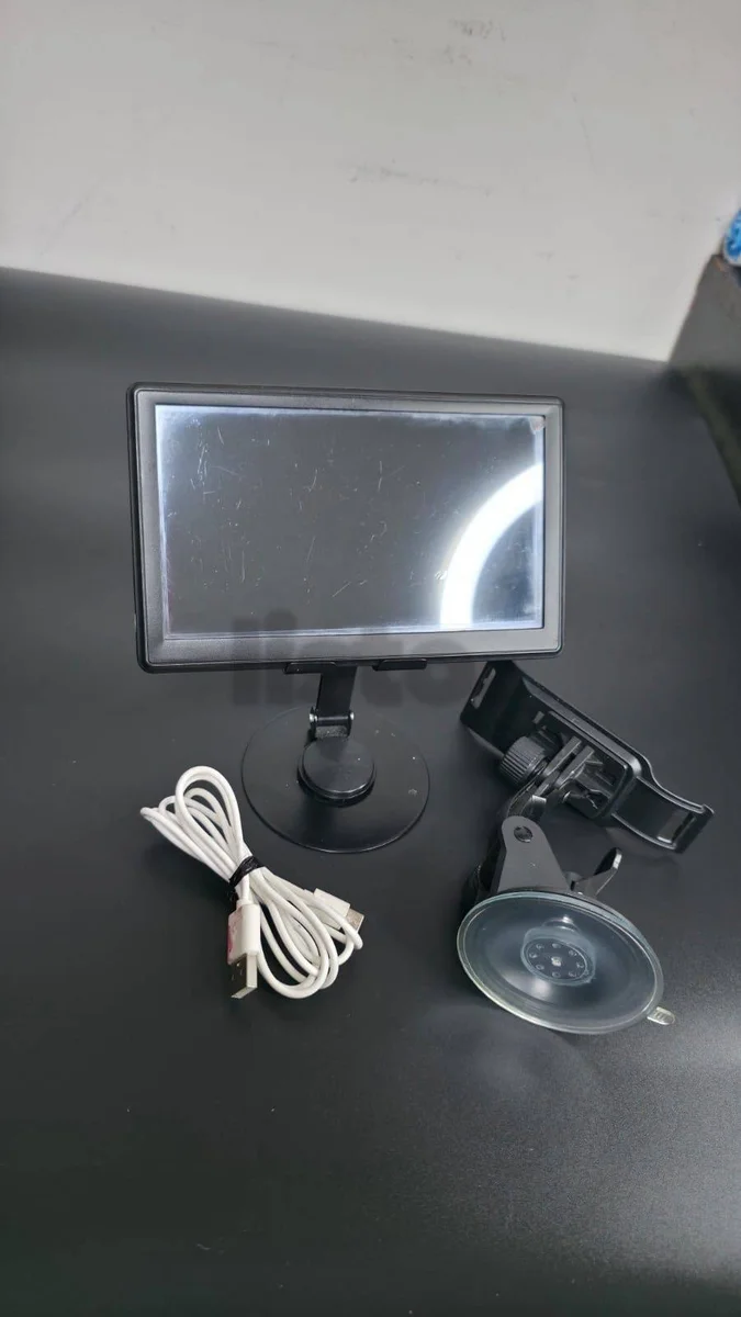 Used Car GPS Navigation Monitor with Suction Mount