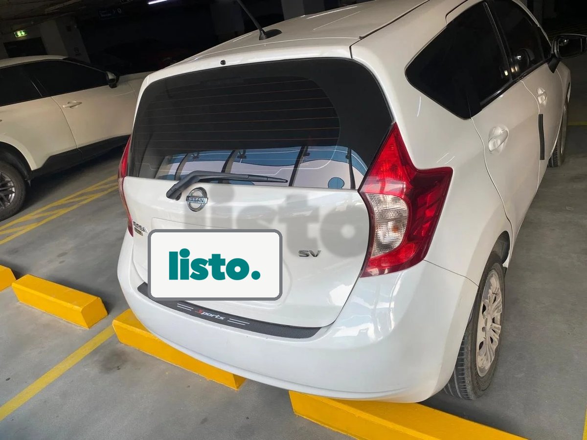 2016 Nissan versa sv note