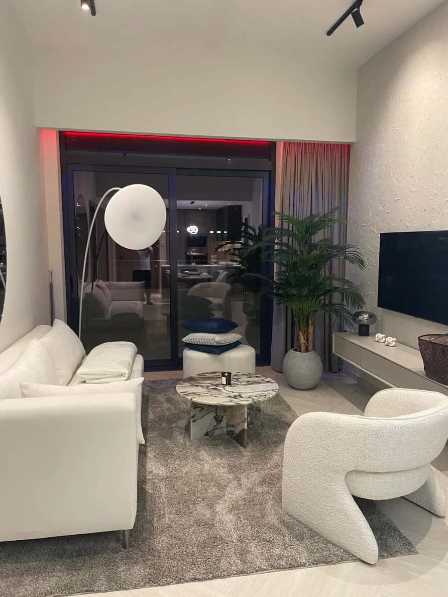 Oxford 212 - Fully Furnished 1BR, Pool View, JVC