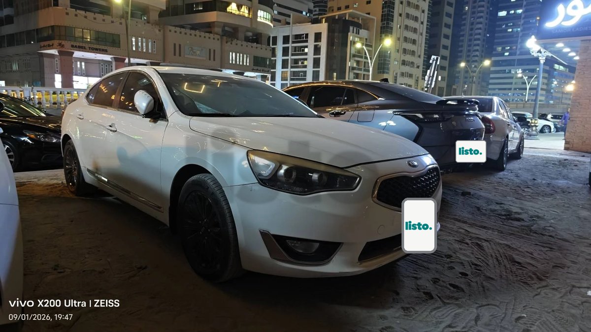 White Kia Cadenza Sedan for Sale - Excellent Condition