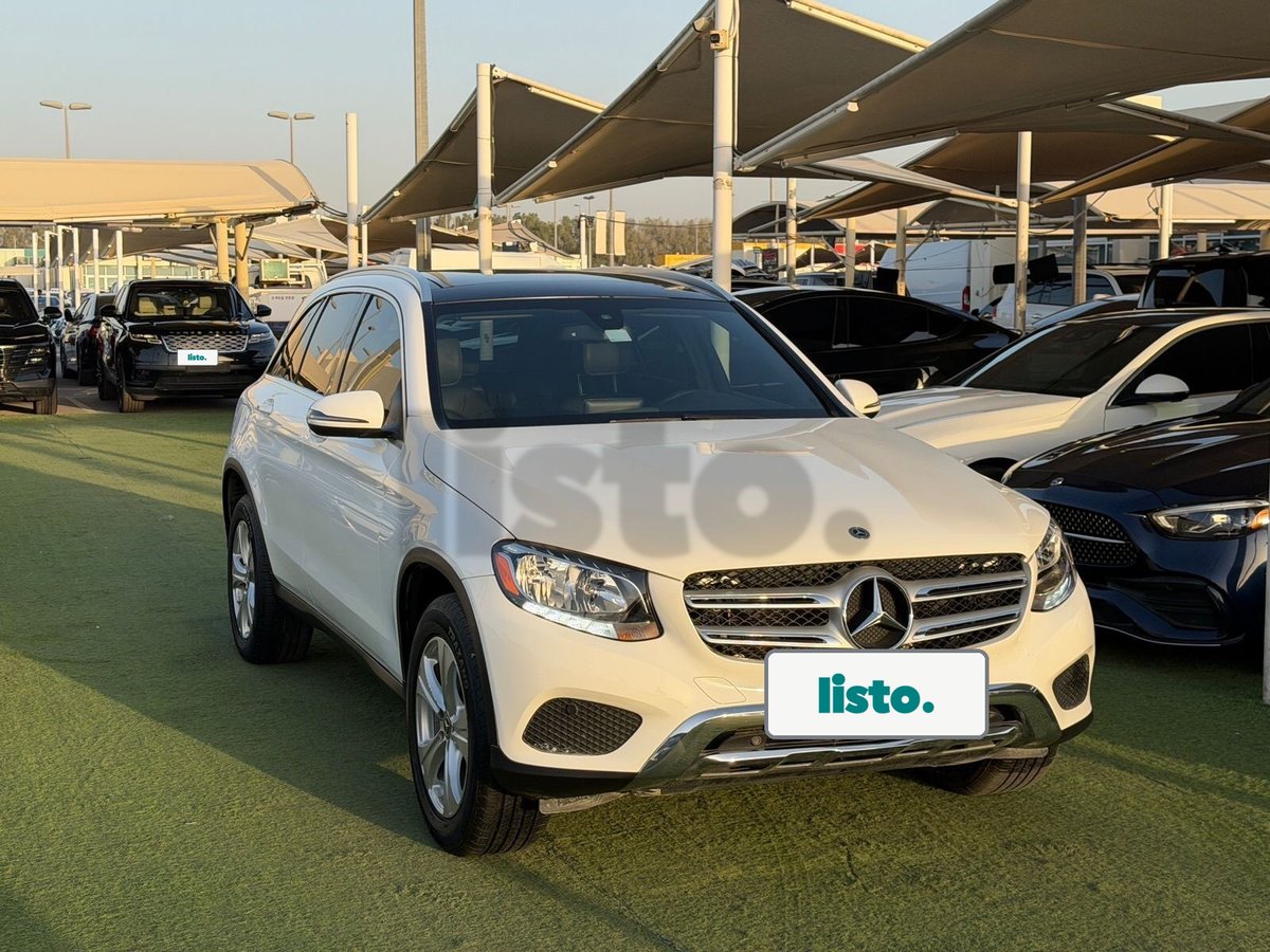 مرسيدس بنز GLC SUV - أبيض ناصع، بحالة ممتازة