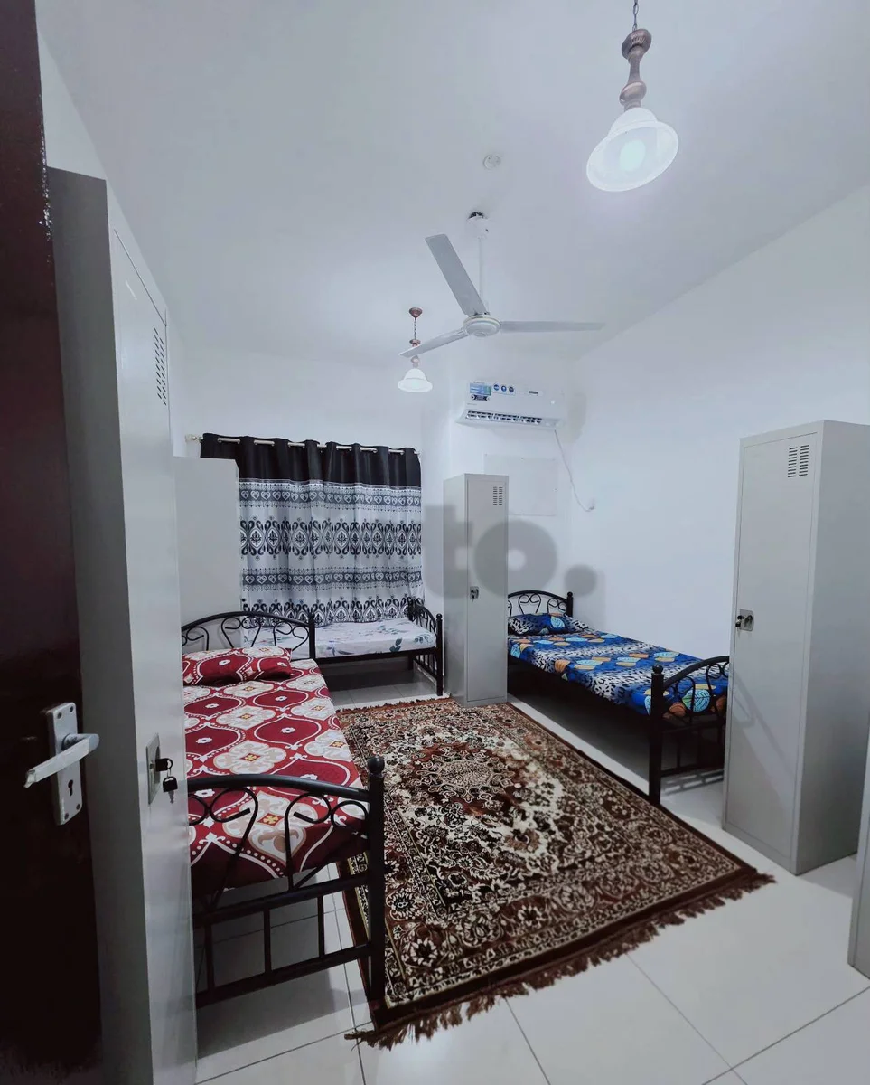 Fully Furnished Space available for Indian Executive Males