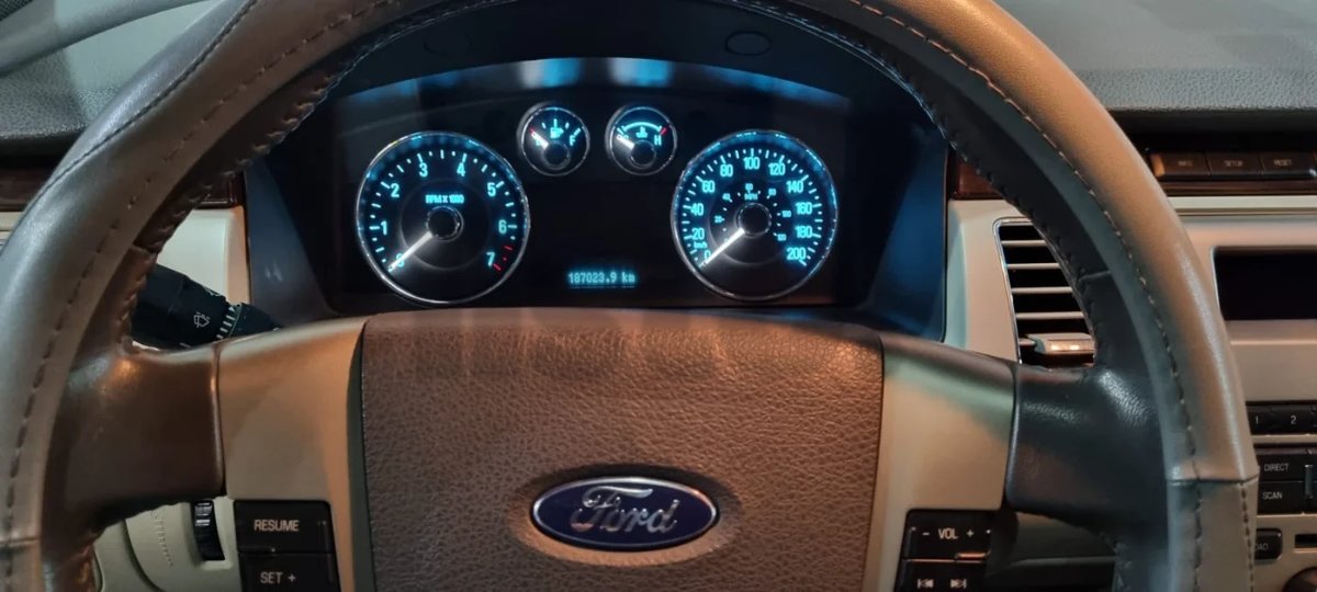 Ford Flex Car for Sale - Well-Maintained