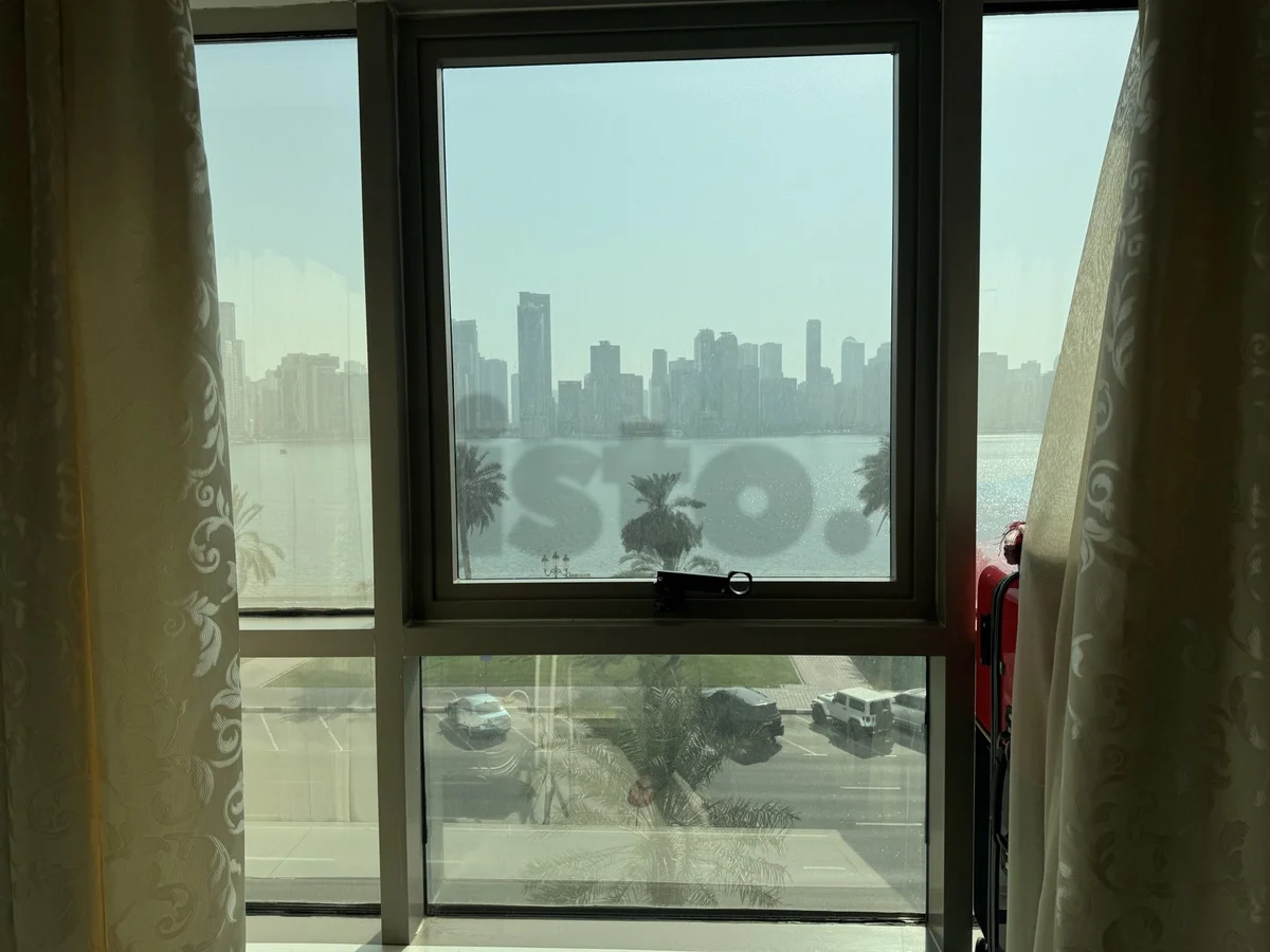 Muslim female only- Spacious Master Room with Corniche View for Rent