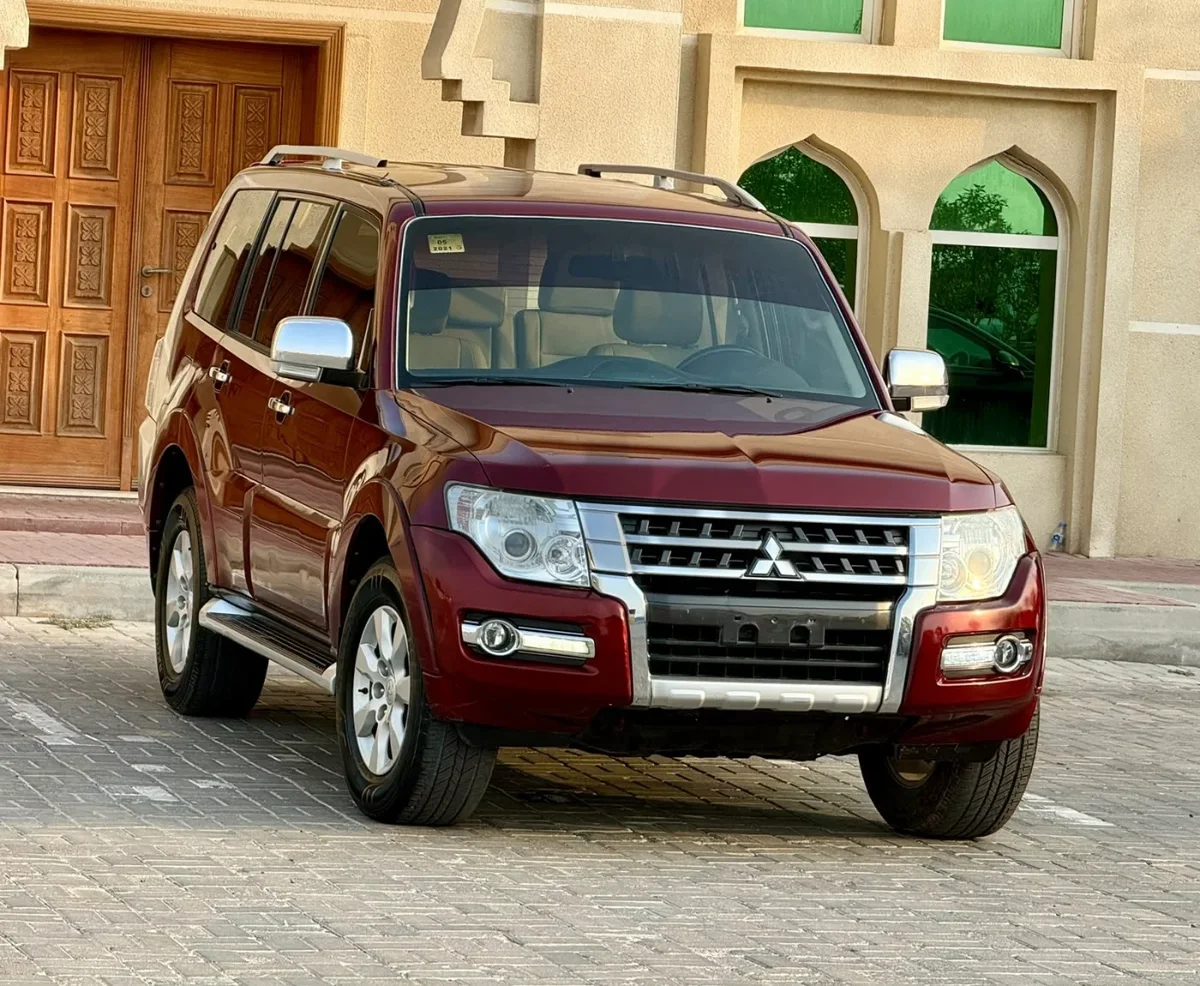 Mitsubishi Pajero GLS Model 2017 Six Cylinder V6 GCC