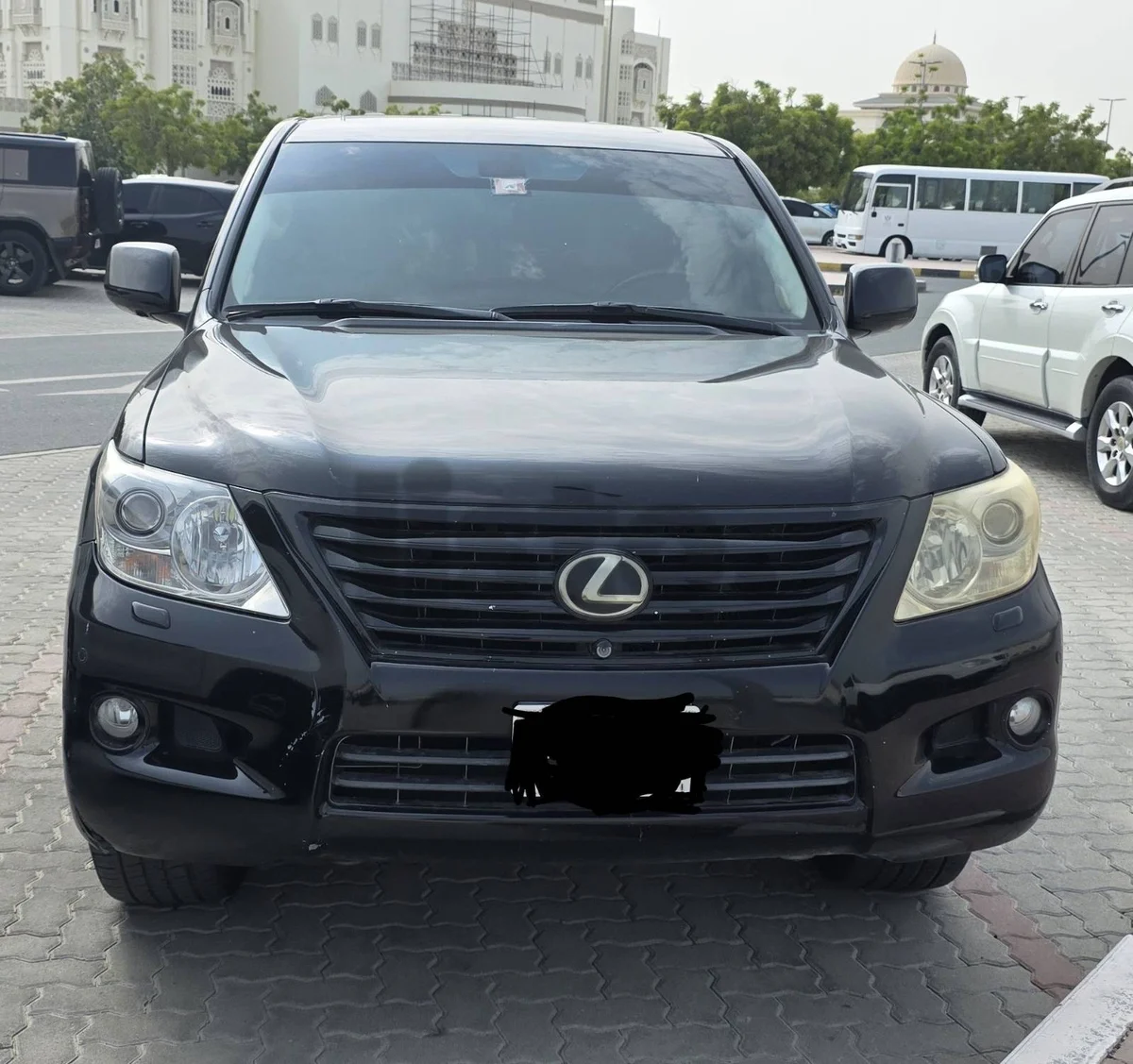 Lx570 2009