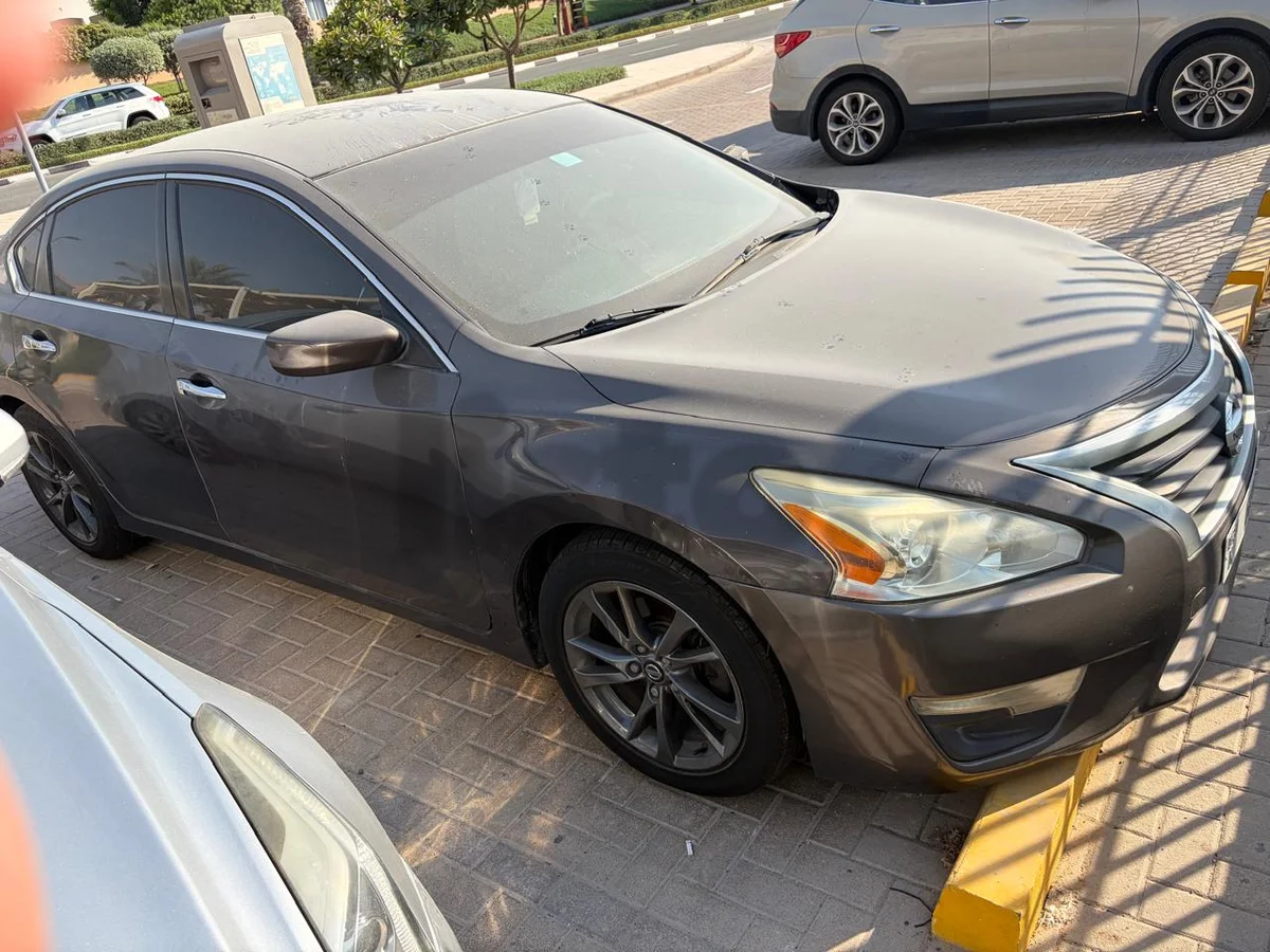 Nissan Altima Sedan for Sale - Well Maintained, Dark Grey