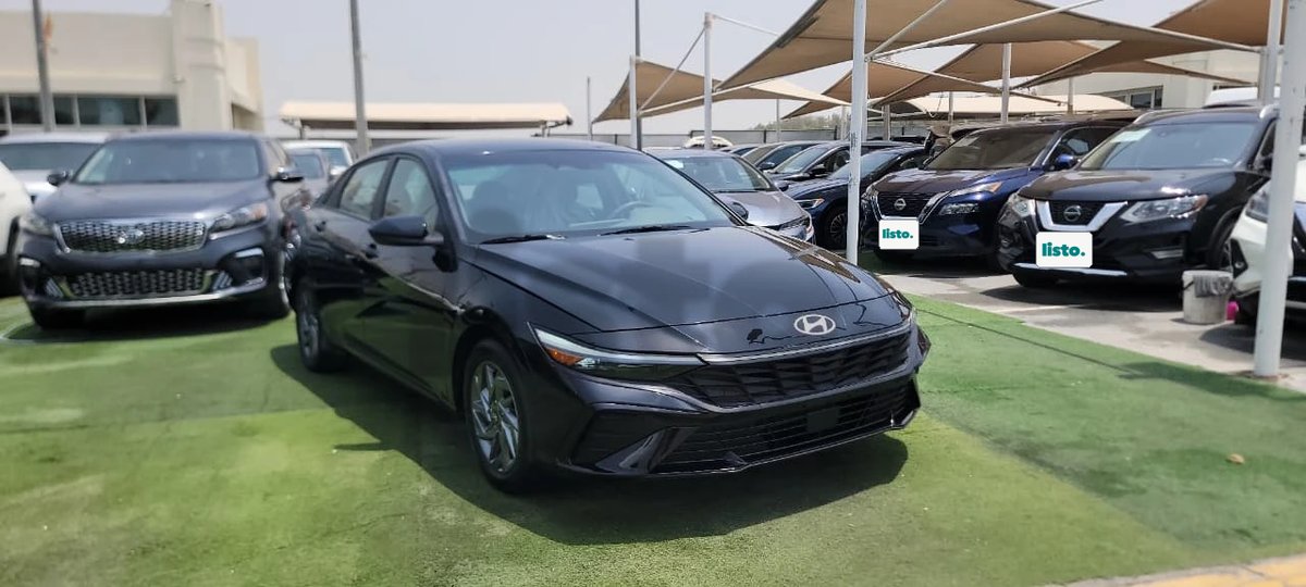 Sleek Black Hyundai Elantra for Sale - Excellent Condition