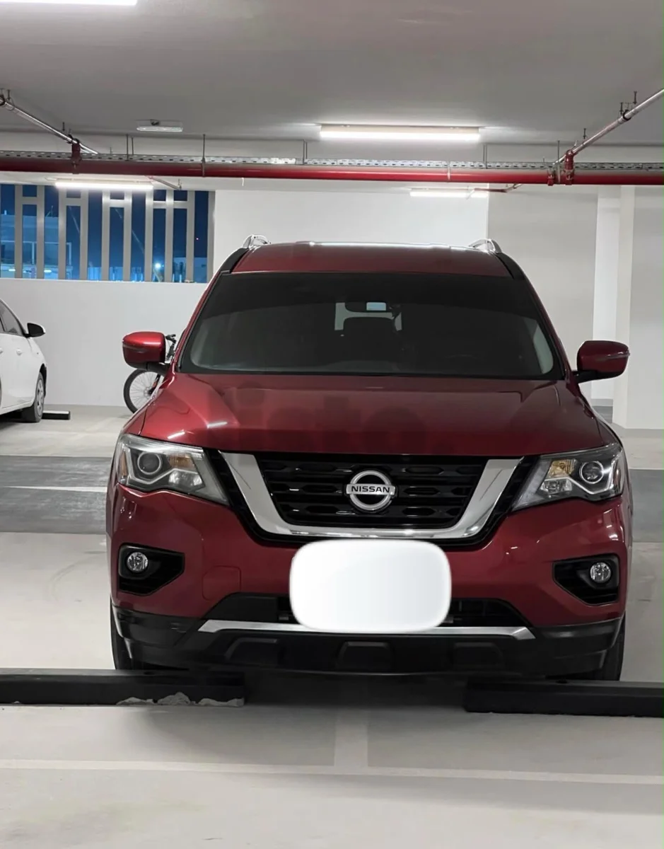 Nissan Pathfinder 4WD - In excellent condition and suitable for families