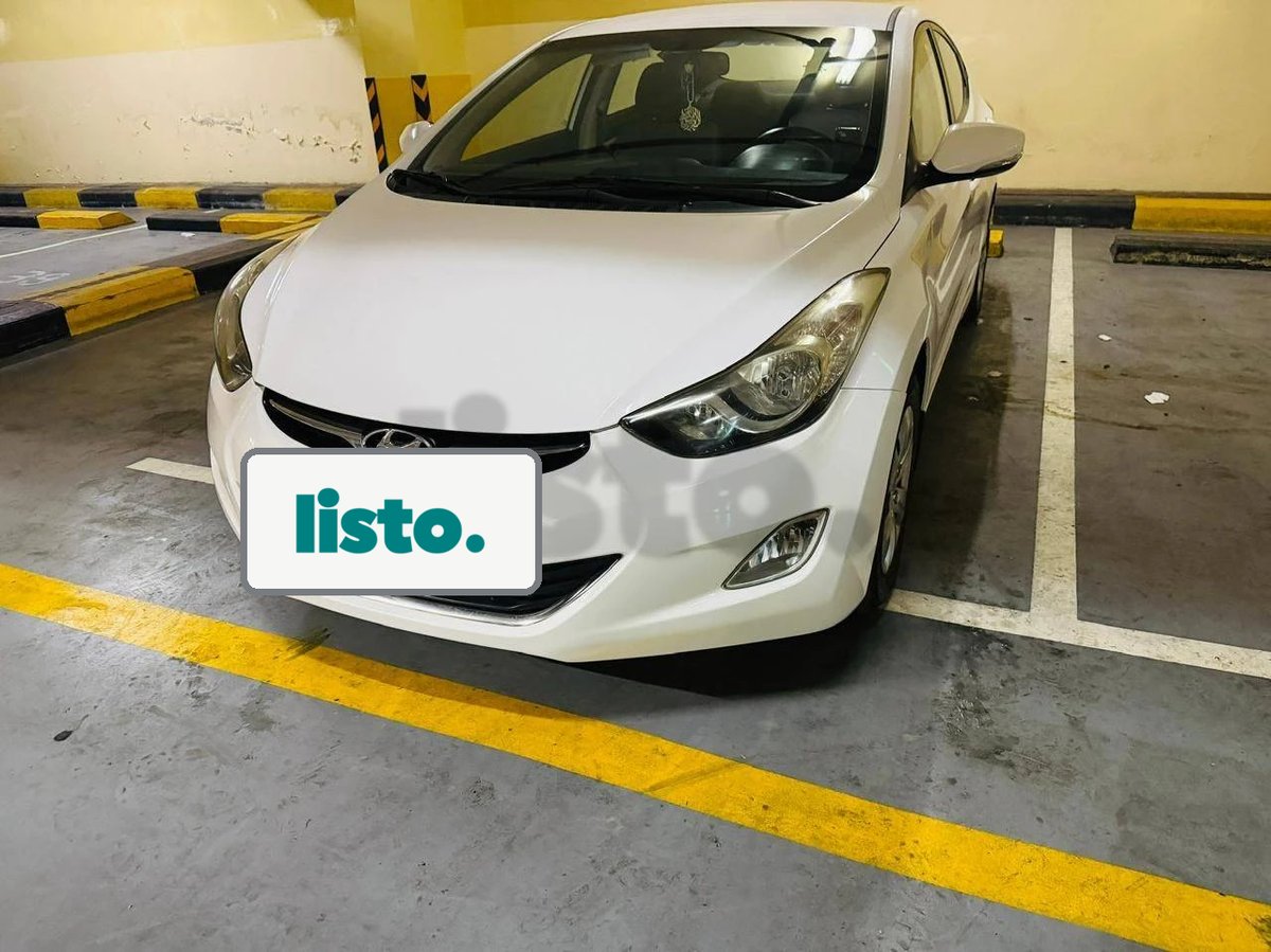 Hyundai Elantra White Sedan for Sale - Well Maintained