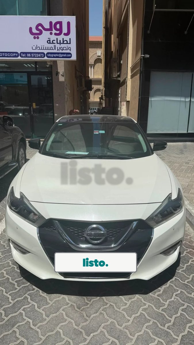 nissan maxima