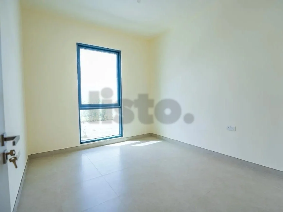 Luxury apartment for rent in Al Shamkha