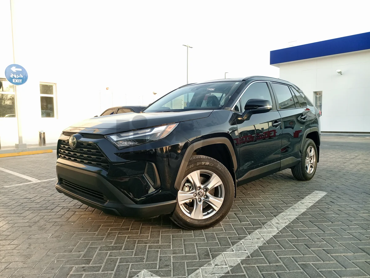 RAV4 SUNROOF 11,000 Miles