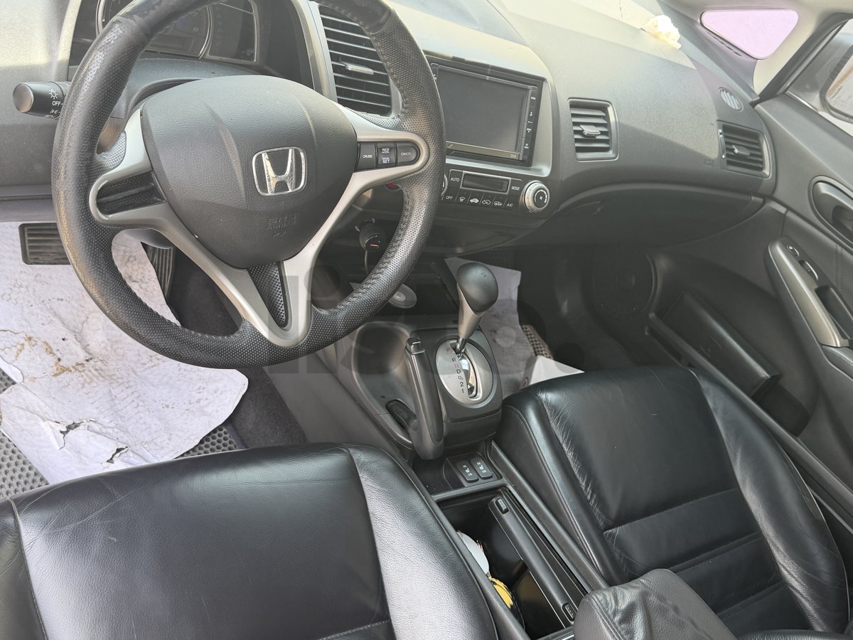Honda Civic for Sale - Clean Interior & Automatic Transmission