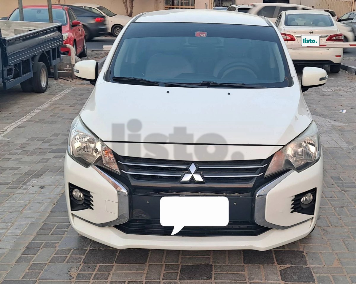 Mitsubishi attarge 2022 modal accident free excllent condtion family u