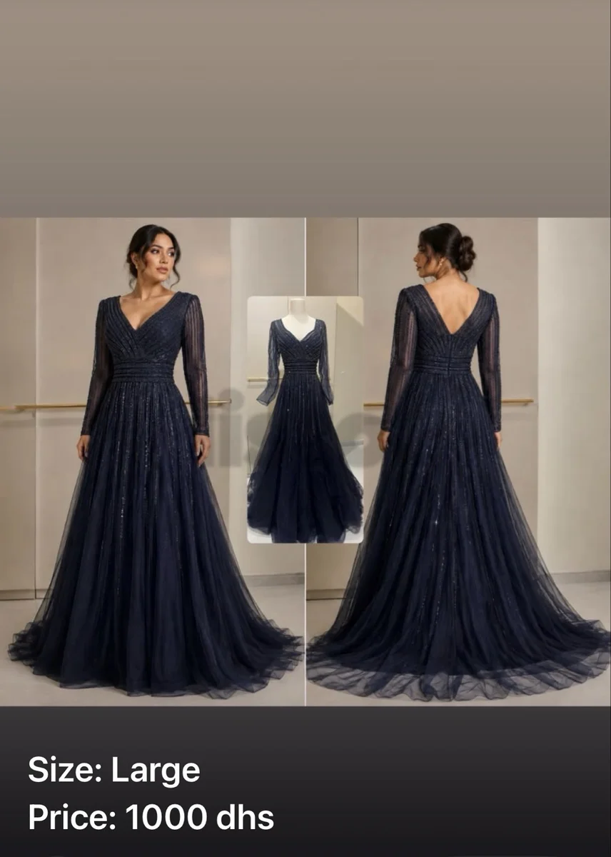 Elegant Navy Blue Sequin Evening Gown - Size Large
