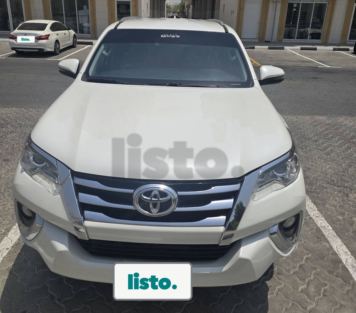 Toyota fortuner 2.7 GCC white 2018